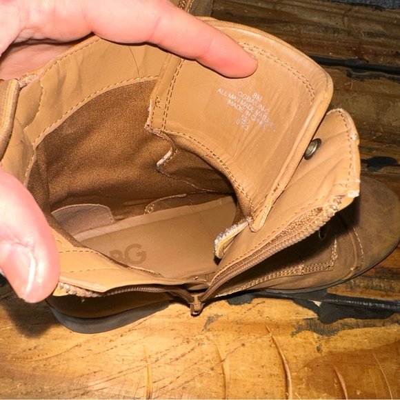 GUESS GBG Los Angeles Bailin zip up side tan faux leather ankle boot size 8 M!! - Picture 4 of 11